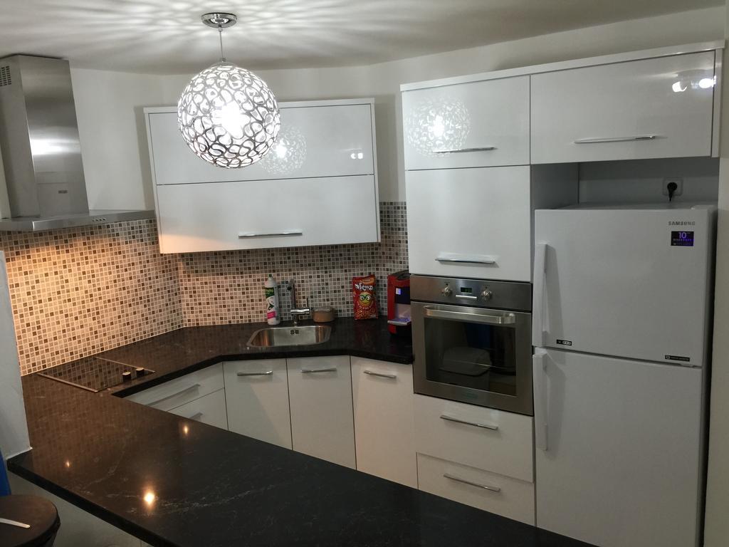 Avi'S Suites Eilat Exterior foto